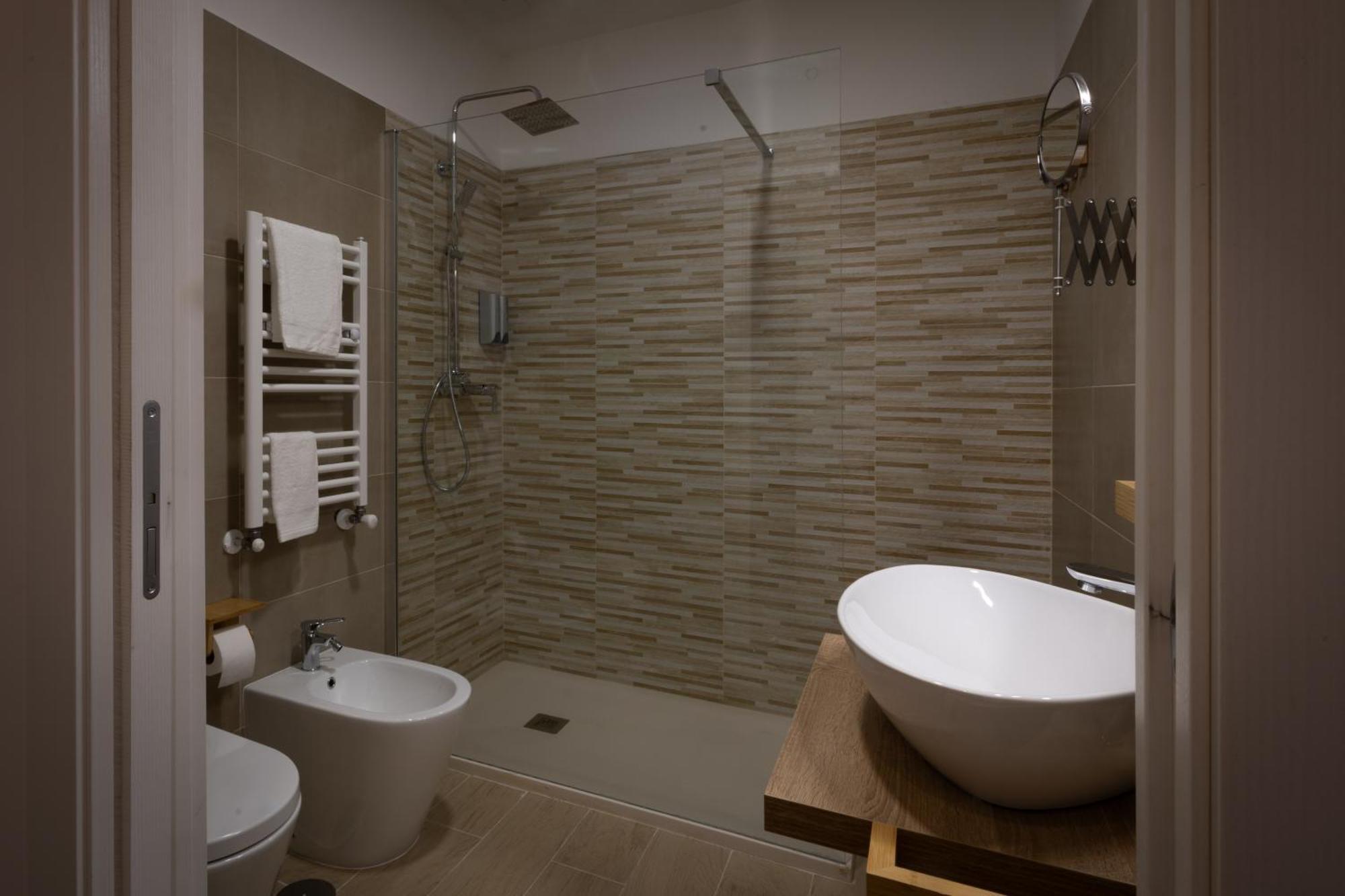 433 Rooms Roma Εξωτερικό φωτογραφία